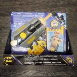 DC Batman Gauntlet Launcher with Lights
